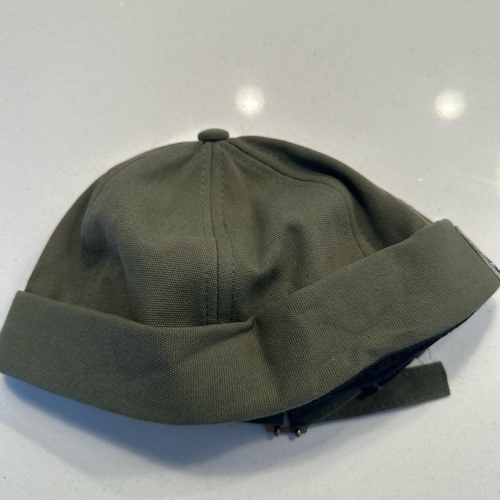 Unbrimmed hat